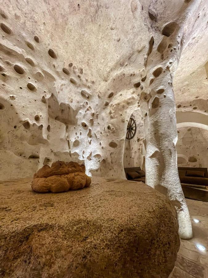 La Suite Nella Roccia Matera Luaran gambar